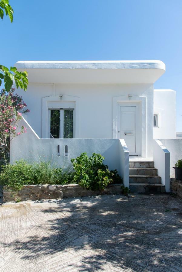 Villa Tonia Parasporos Exterior foto